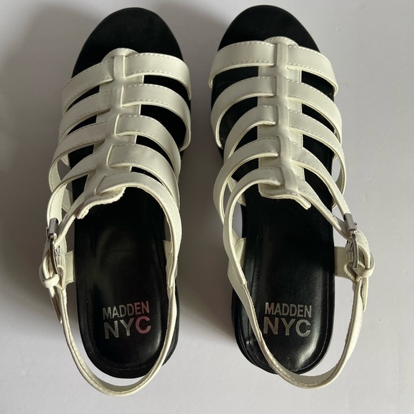 Steve Madden Black and White Platform Sandals - Picture 3 of 8